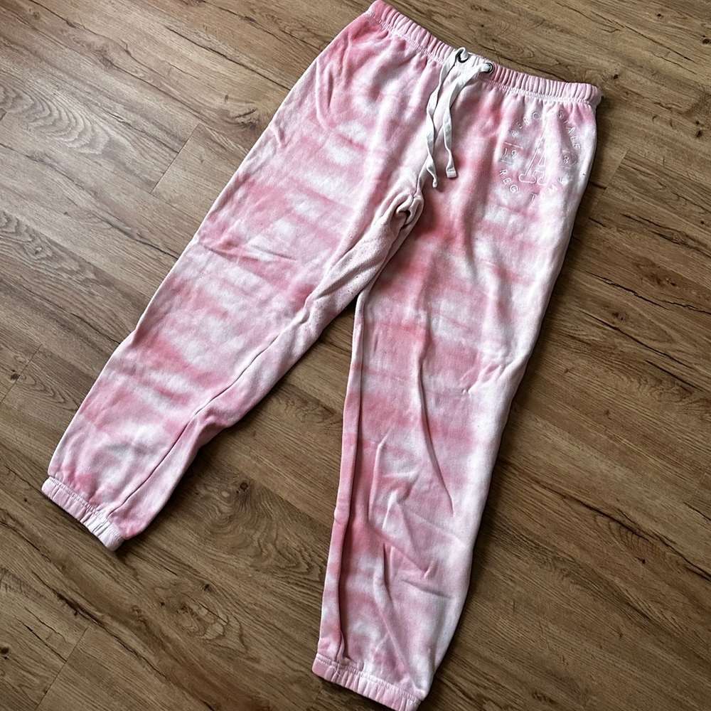 Aeropostale light pink and white sweat pants